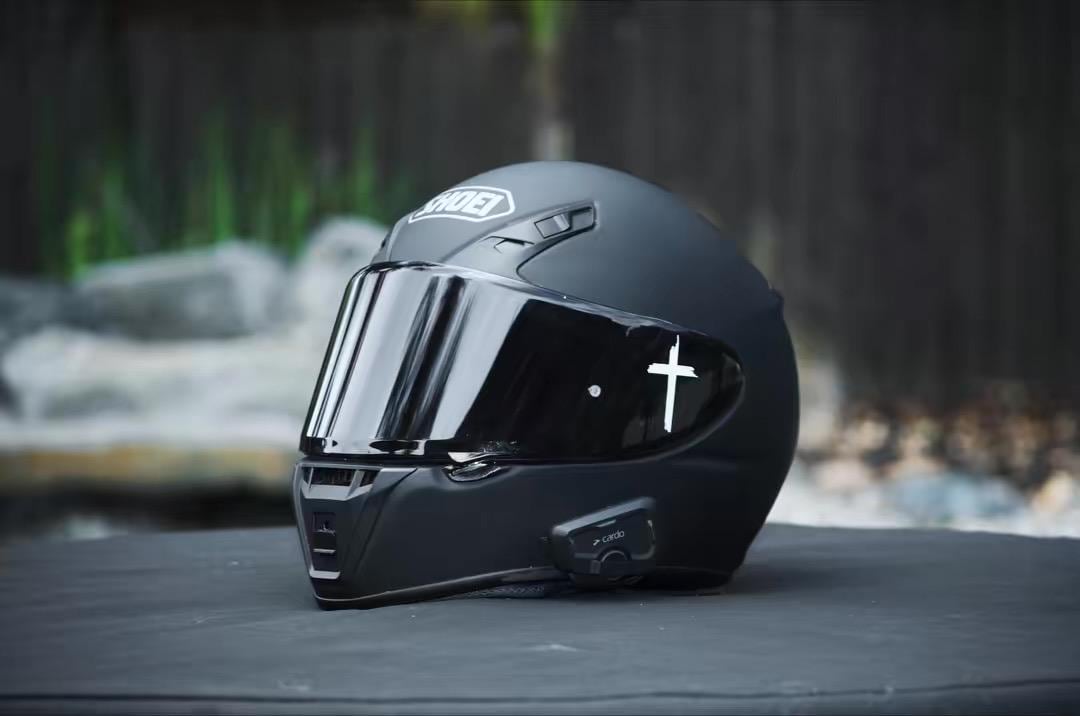 Minimalist Cross