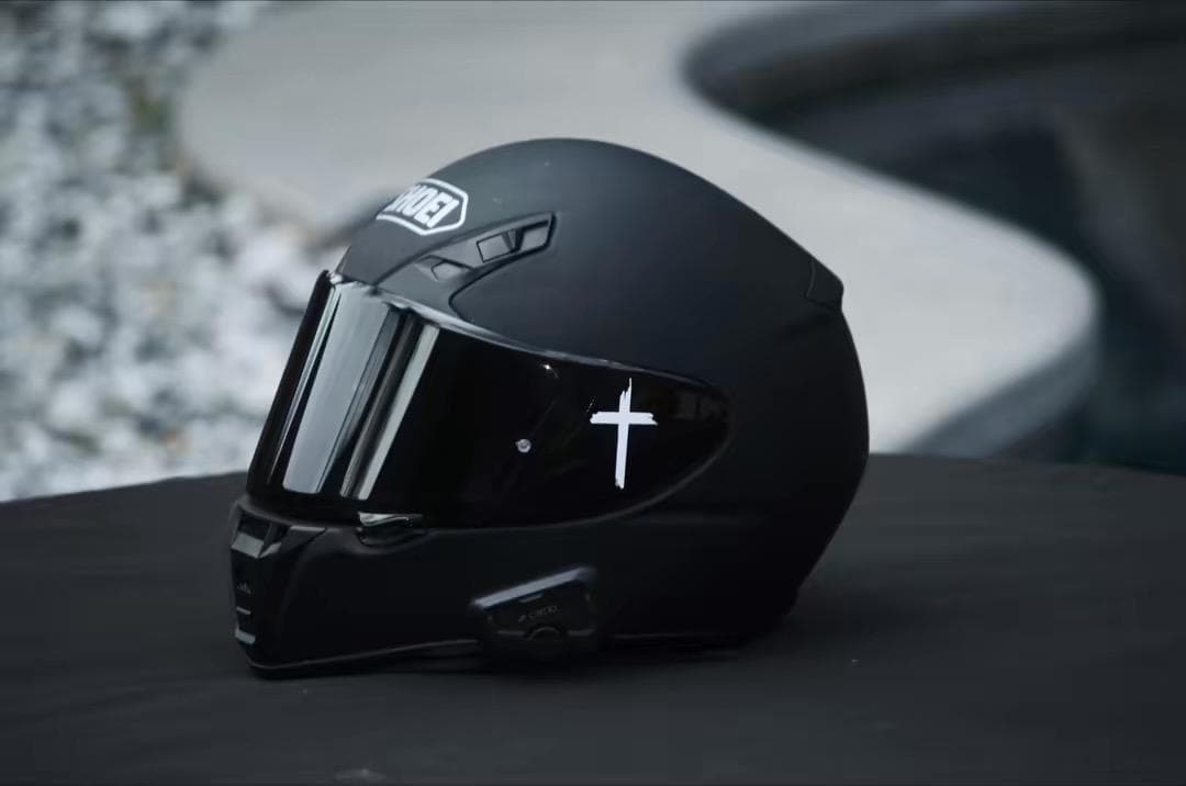 Minimalist Cross